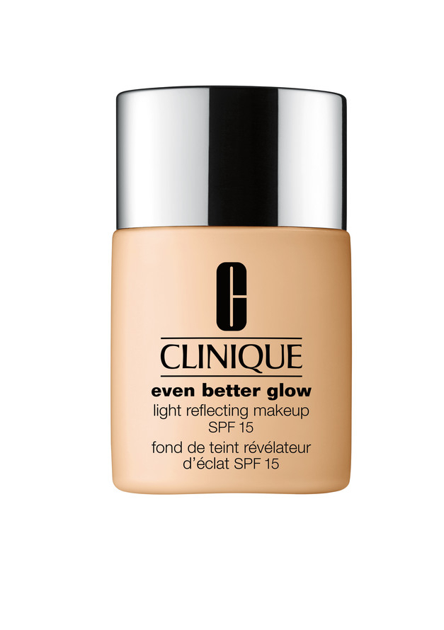 Clinique Even Better Glow SPF15 WN 12 Meringue 30 ml.
