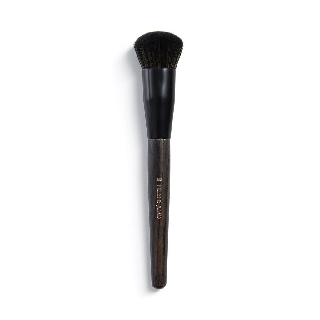 Nilens Jord Sculpting Face Brush (1 stk)