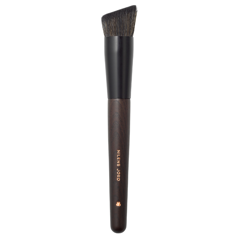 Nilens Jord Angled Foundation Brush - 1 stk
